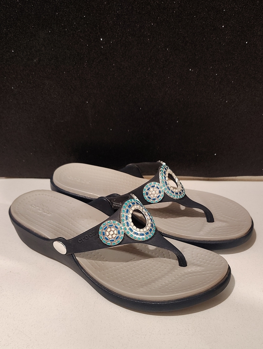 CROCS Sanrah Diamante Wedge Flip sandals - Size 6